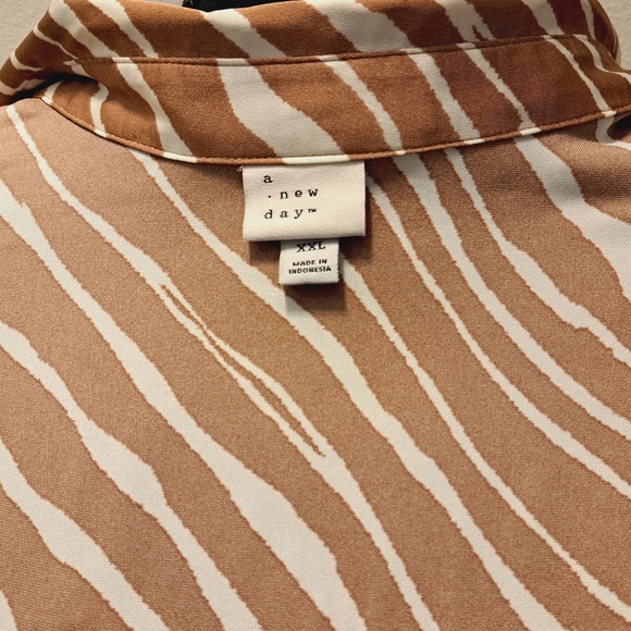 📌Sz XXL | Tan/Cream Long Sleeve Top | a new day - Picture 11 of 13